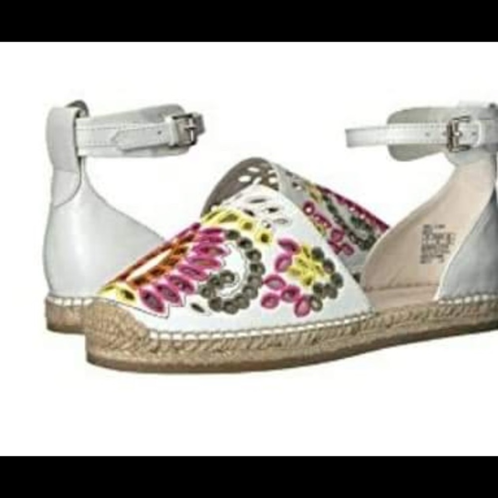 Little girl sandal
